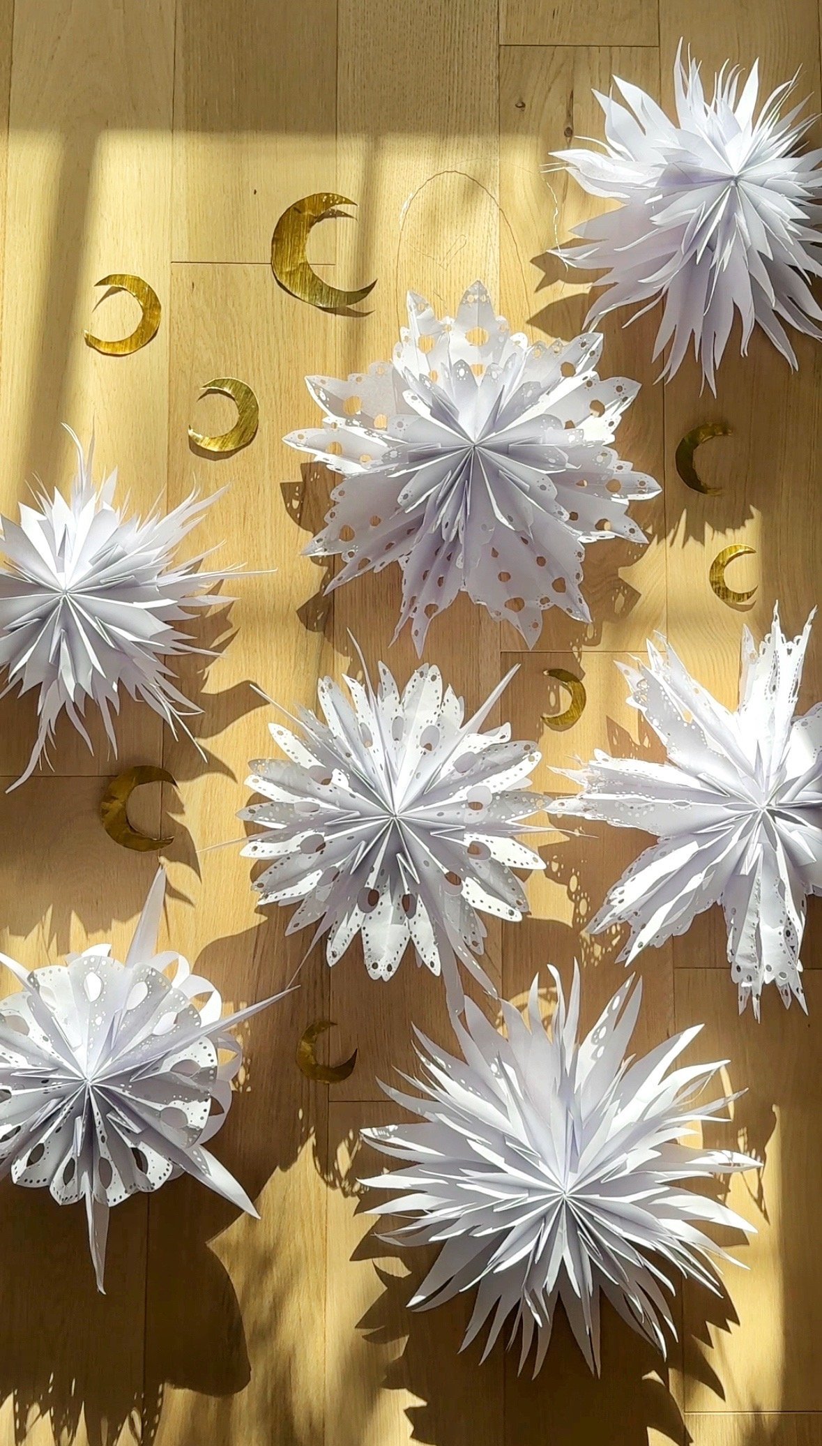 Paper bag snowflakes deals